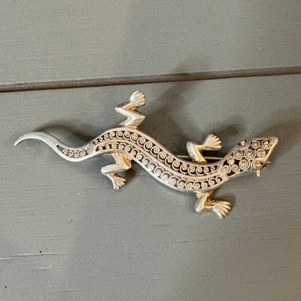 Vintage 800 Silver Heck Lizard Fine Detail Filigree Brooch